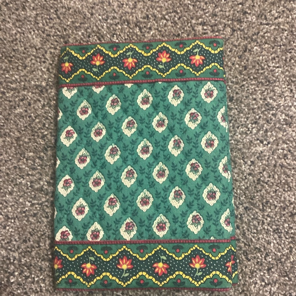 Vera Bradley 2000 Greenfield Book Cover